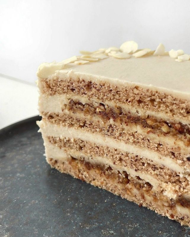 Нежный миндальный торт: кулинарный шедевр для гурманов