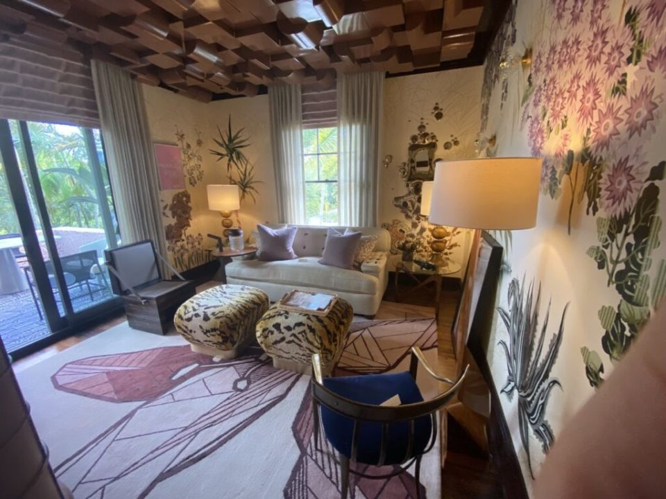 Как выбрать идеальные цвета для солнечной комнаты: советы дизайнеров