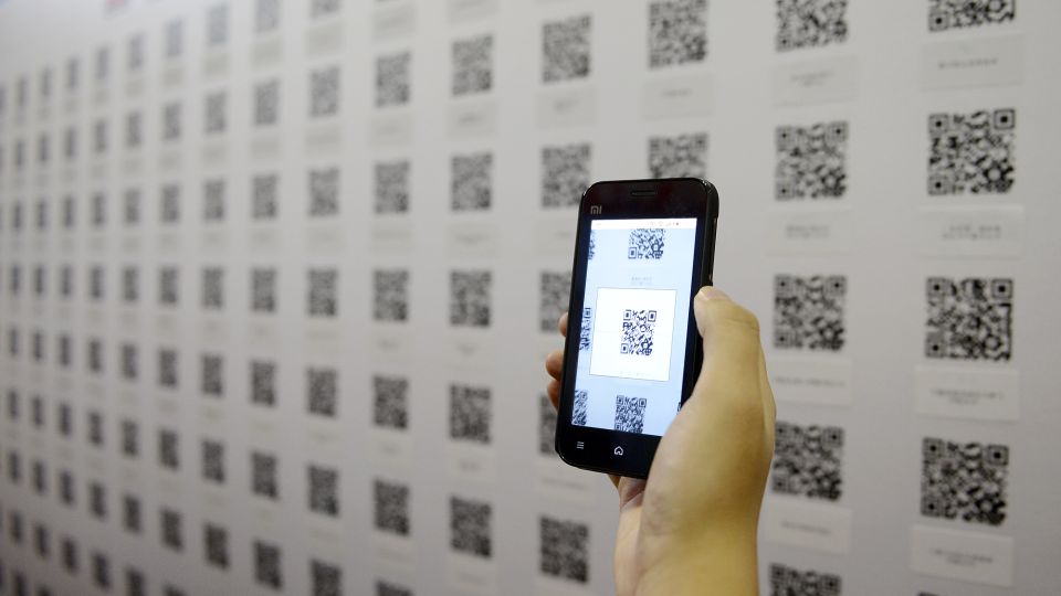 Мошенники не дремлют: россиян предупредили о новой уловке с QR-кодами