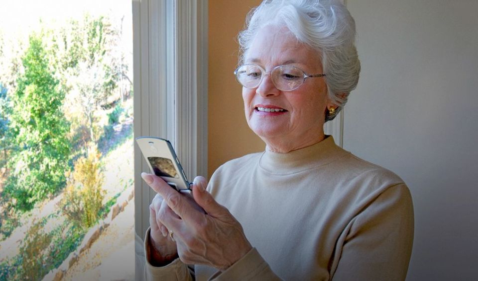 Как пенсионеры становятся мишенью для мошенников: неожиданные истины о финансах