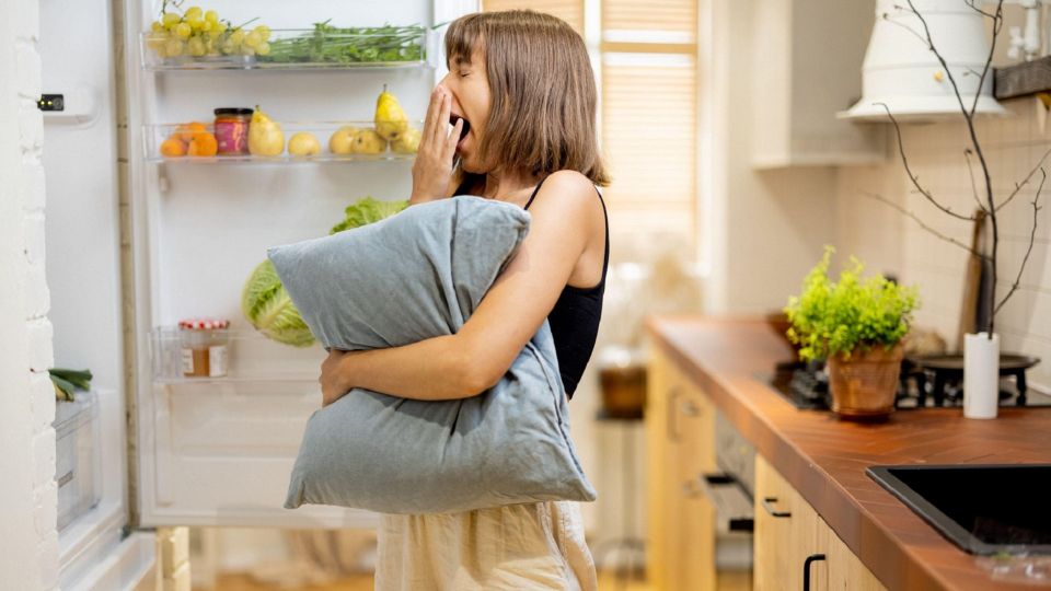 Можно ли есть после шести без вреда для здоровья: ответ врача не оставил вариантов