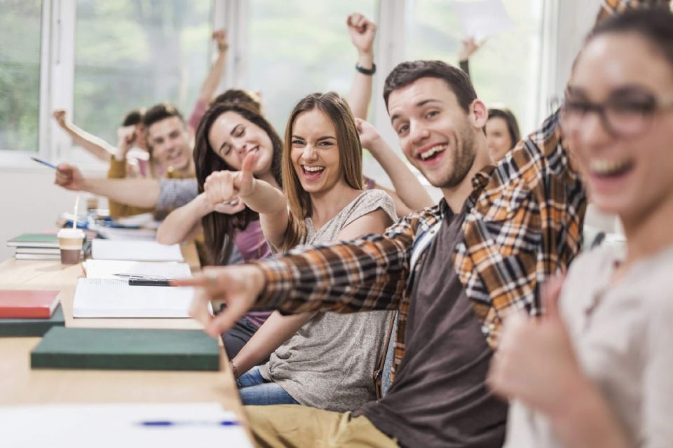 Как справиться с неожиданным подорожанием обучения в вузах: есть ли права у студентов?