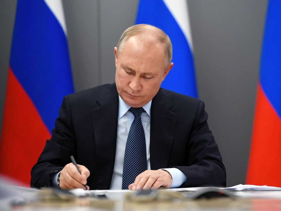 Новые горизонты: Путин подписал закон о поддержке резидентов СЭЗ в новых регионах