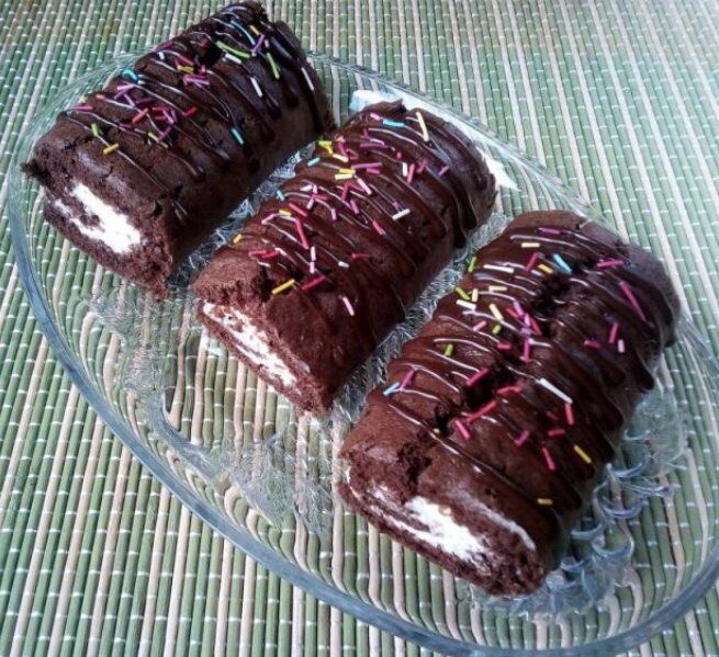 Творожные рулеты: Порадуйте себя нежным десертом с шоколадной нотой