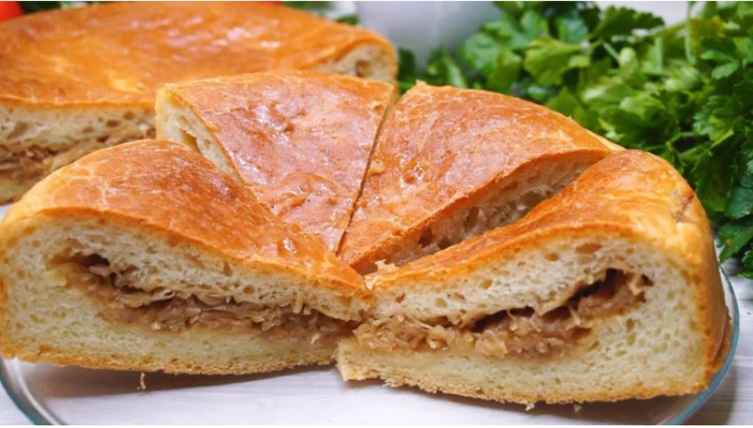 Заливной пирог с капустой: простой и вкусный рецепт для постного стола