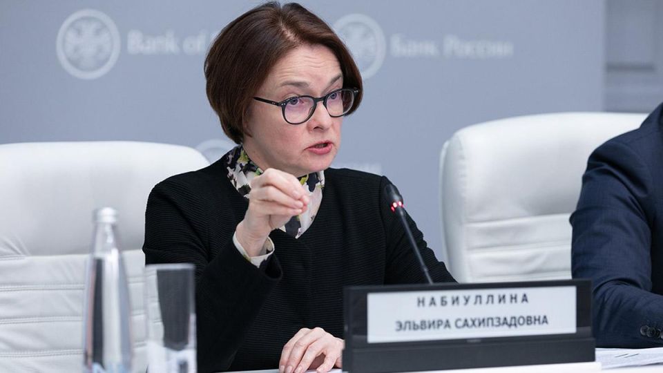 Почему россияне выбирают наличные, несмотря на цифровизацию