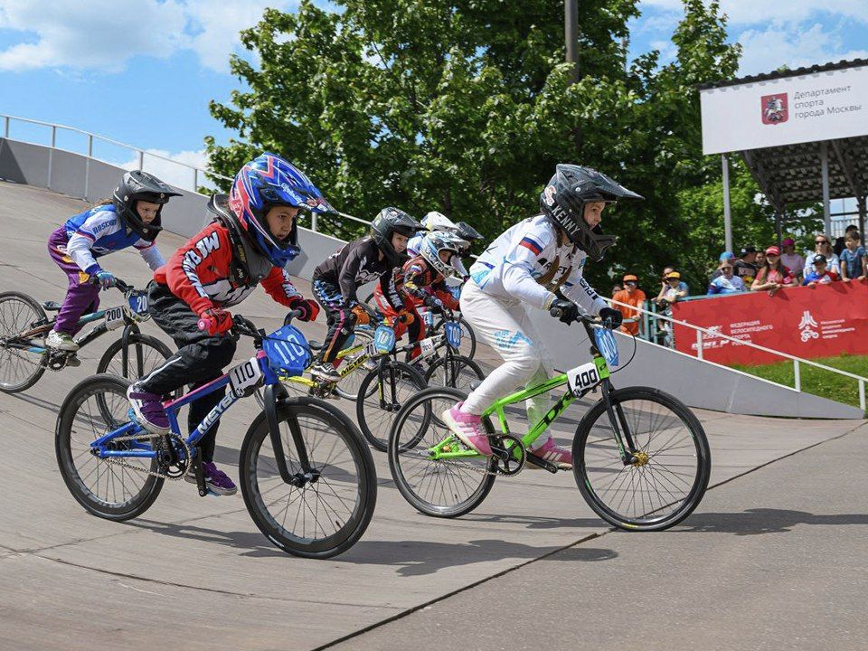         BMX-