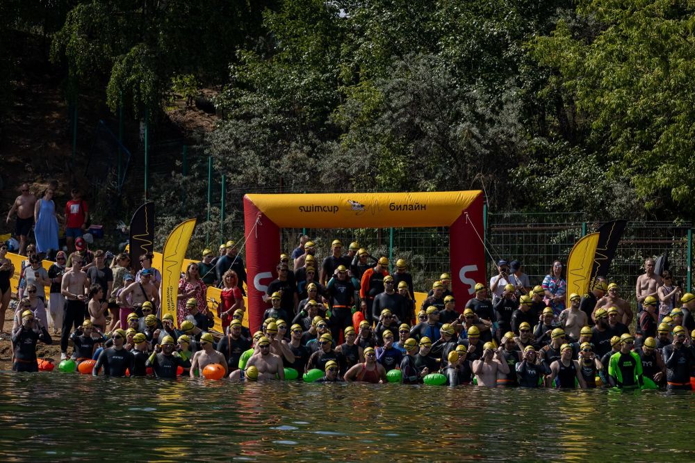  250         SWIMCUP  