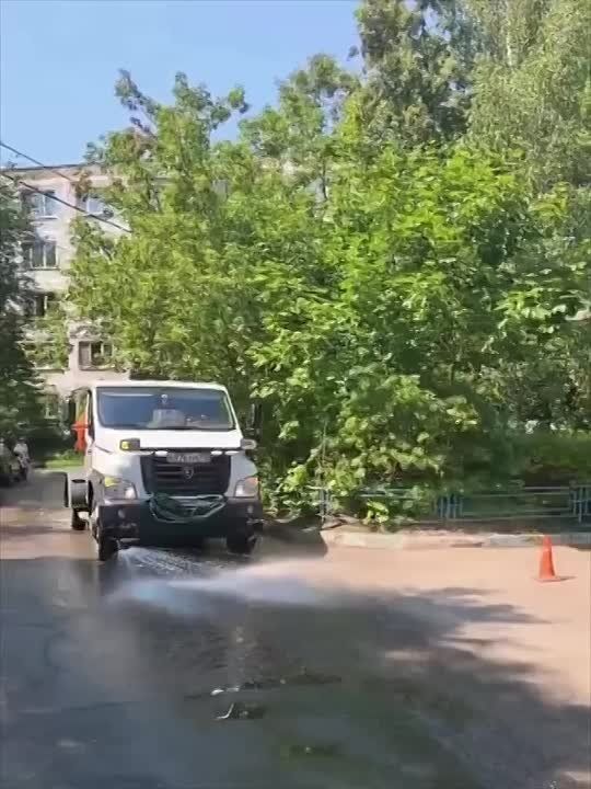       ,           
