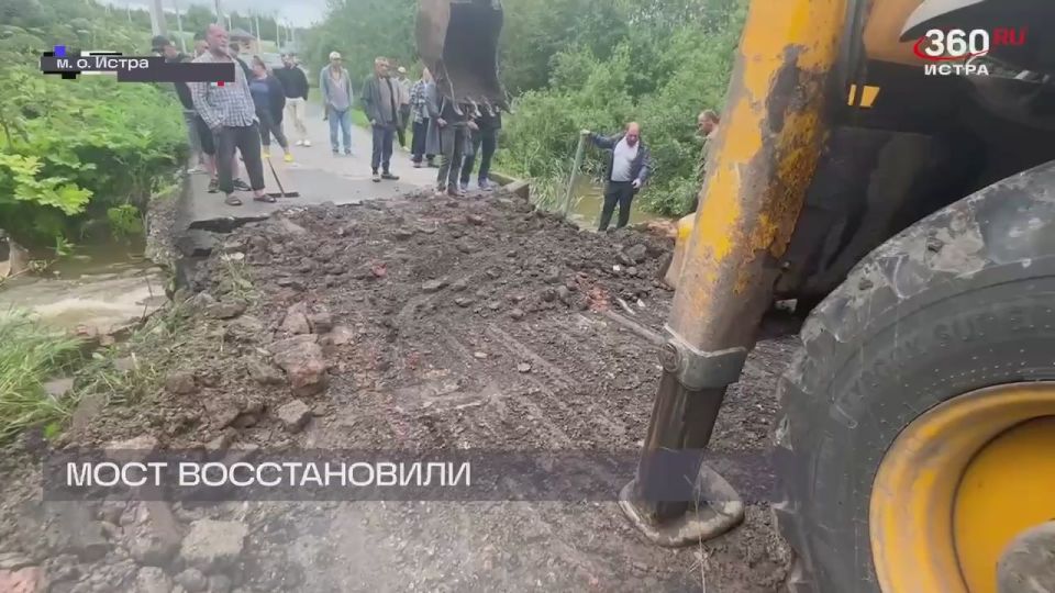  :   !.           