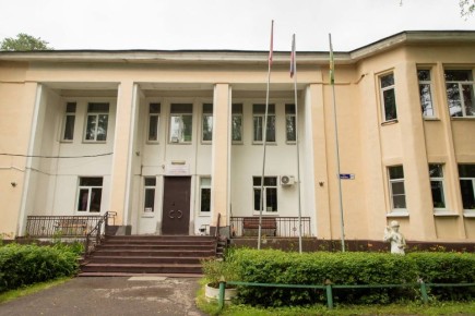    1 :    
