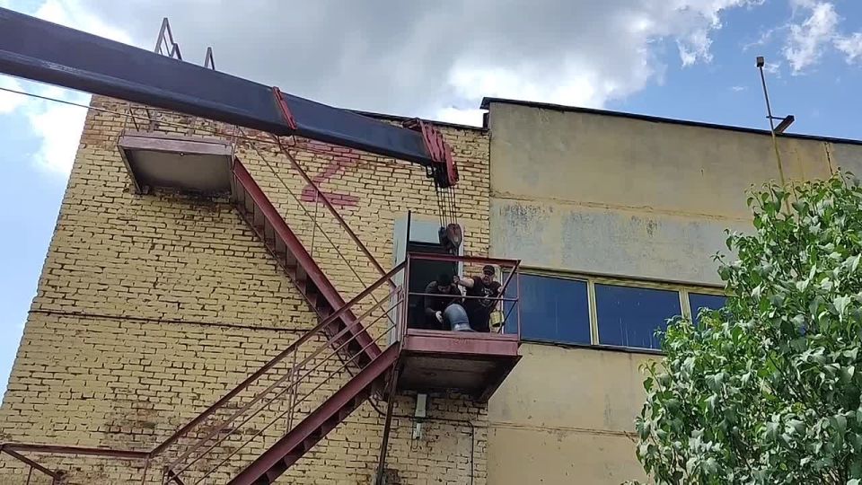  :     