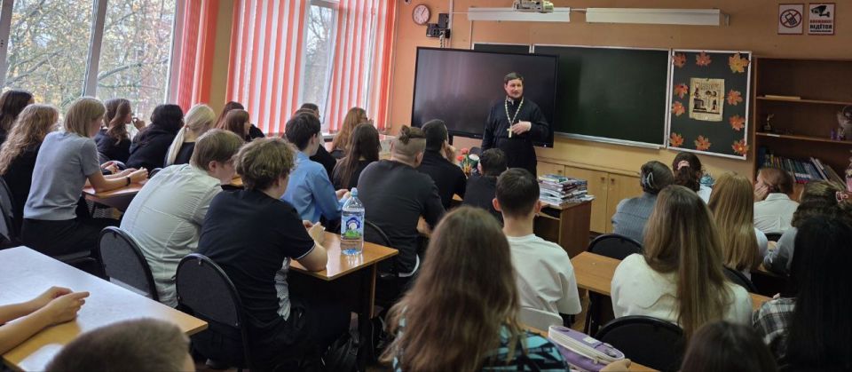 "Диалог со священником". Есть вопросы, которые постоянно возникают в нашей повседневной жизни