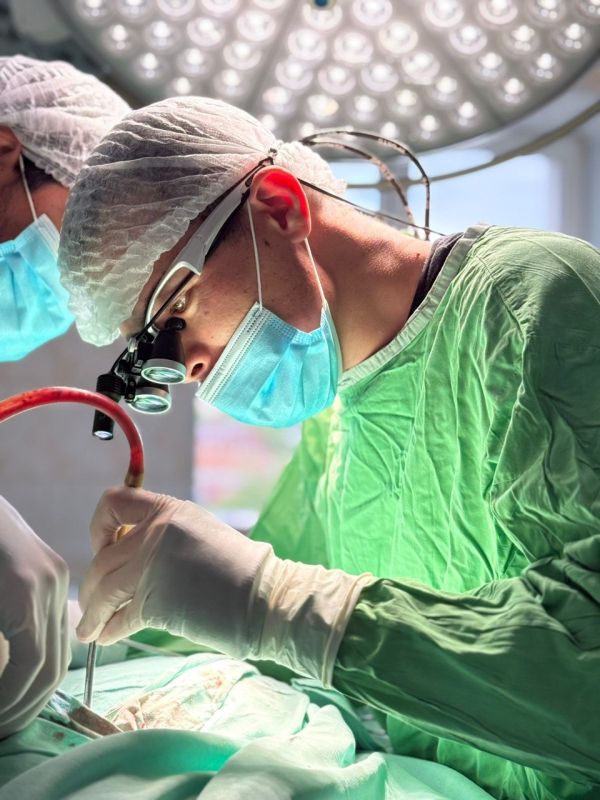 В нейрохирургическом отделении Орехово-Зуевской больницы впервые применили современную малотравматичную методику – чрескожную транспедикулярную фиксацию позвоночника