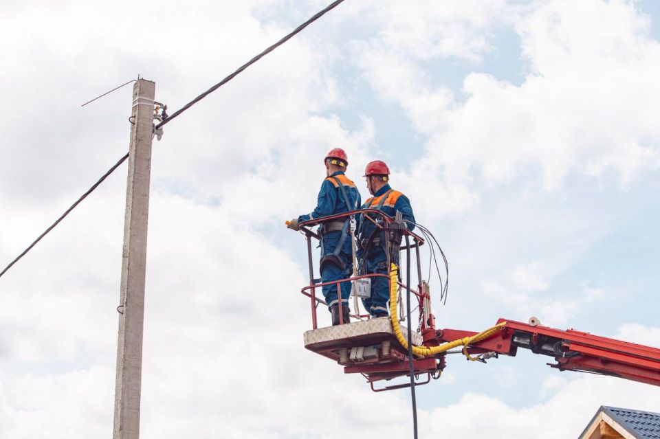 В 2025 году энергетики «Мособлэнерго» проводят масштабные работы по обновлению электросетевого хозяйства округа Пушкинский