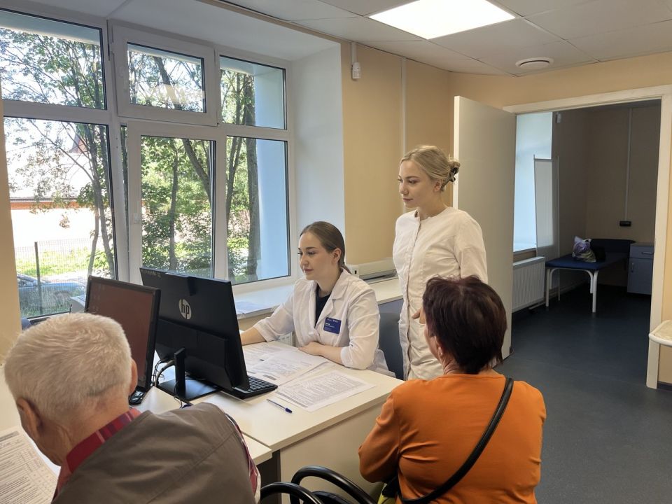 Уважаемые жители!. 18 октября, с 9 до 13:00 в поликлинике на ул. Гагарина, 37а пройдет Единый день диспансеризации