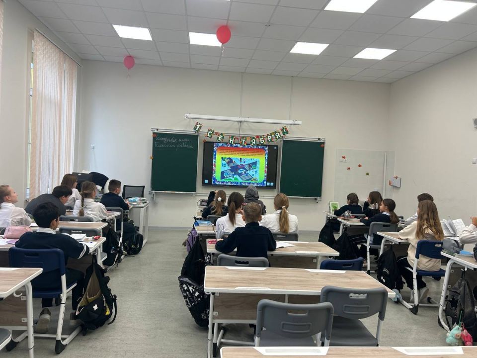 17 октября в нашей школе прошёл единый день профилактики дорожно-транспортного травматизма среди пятых классов!