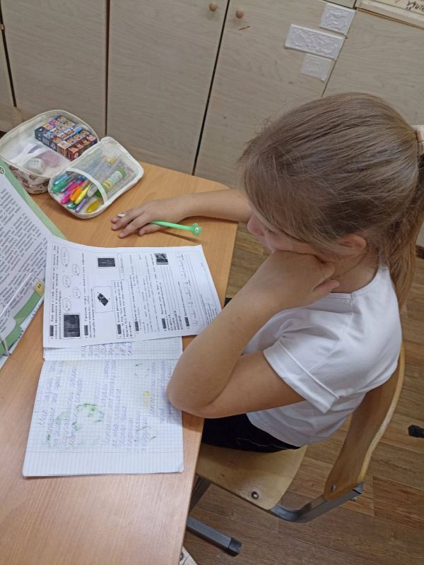 В рамках Православной недели обучающиеся 4г класса МБОУ Любучанской СОШ (здание Молоди) м. о. Чехов беседовали о "Просветительской деятельности святых равноапостольных Кирилла и Мефодия"