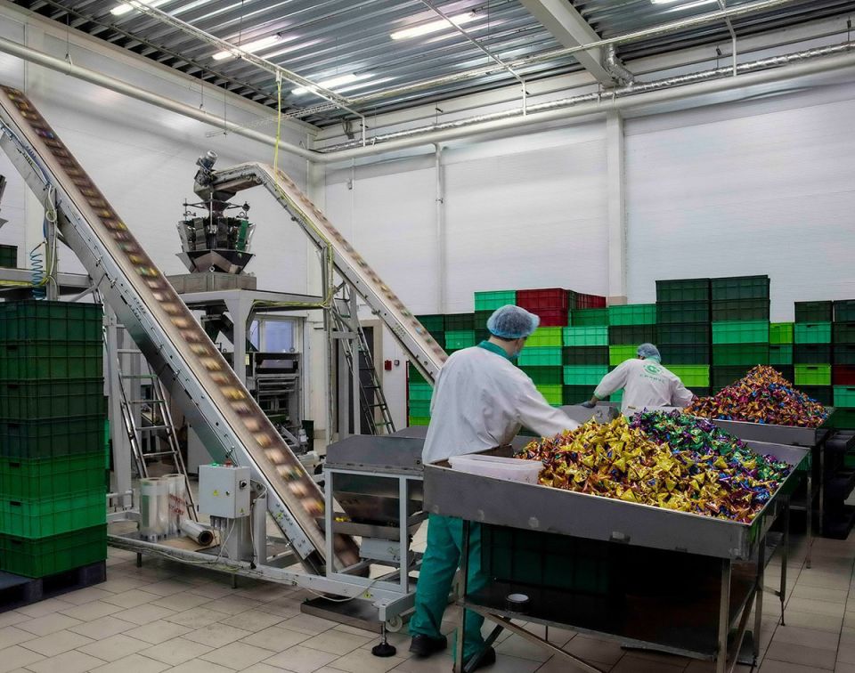 С конфетным праздником всех причастных и неравнодушных!