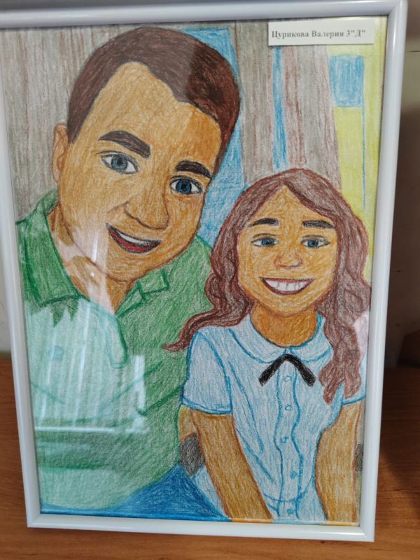 В рамках недели духовно-нравственного воспитания, посвященной Дню отца, учащиеся начальной школы с трепетом и любовью выразили свои чувства к самым близким мужчинам в их жизни