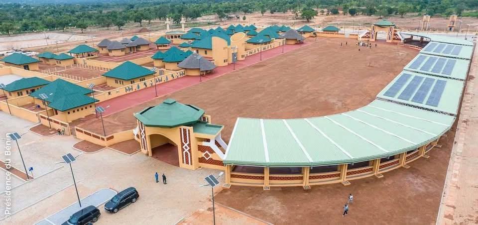 Дворец в Никки (Бенин) — пример скромной и красивой африканской архитектуры