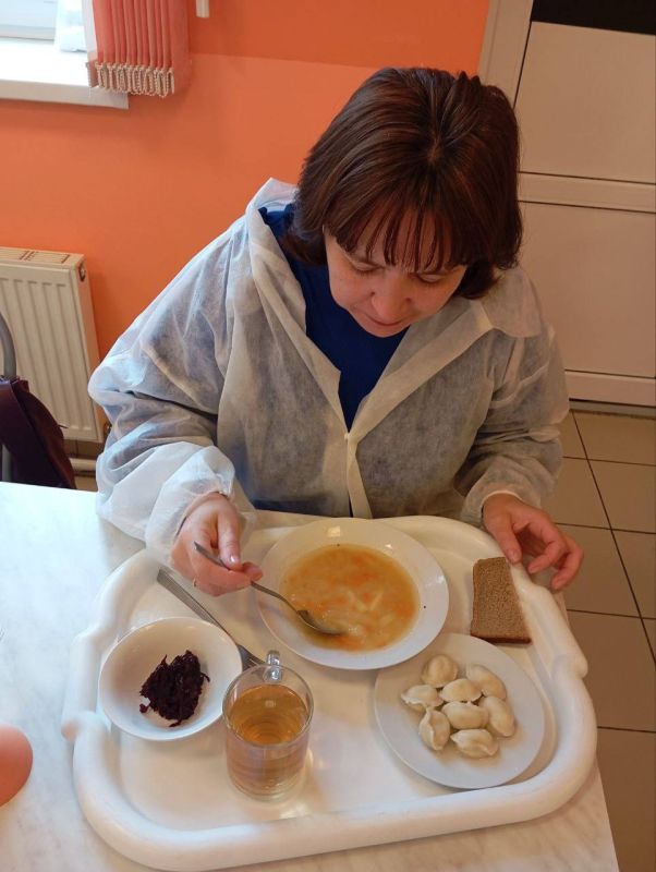 Сегодня в МБОУ Любучанской СОШ м.о. Чехов был осуществлён родительский контроль организации горячего питания