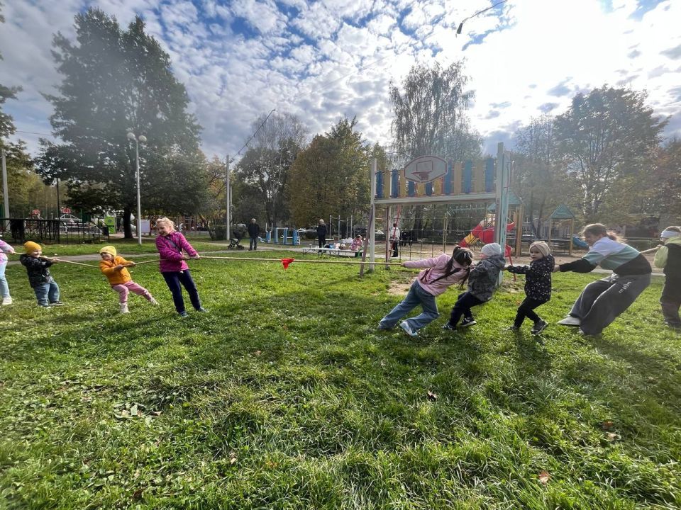 Сегодня в Парках Чехова. ВОСКРЕСЕНЬЕ (19 октября) Игровая программа для детей "Осенние дары" (0+)