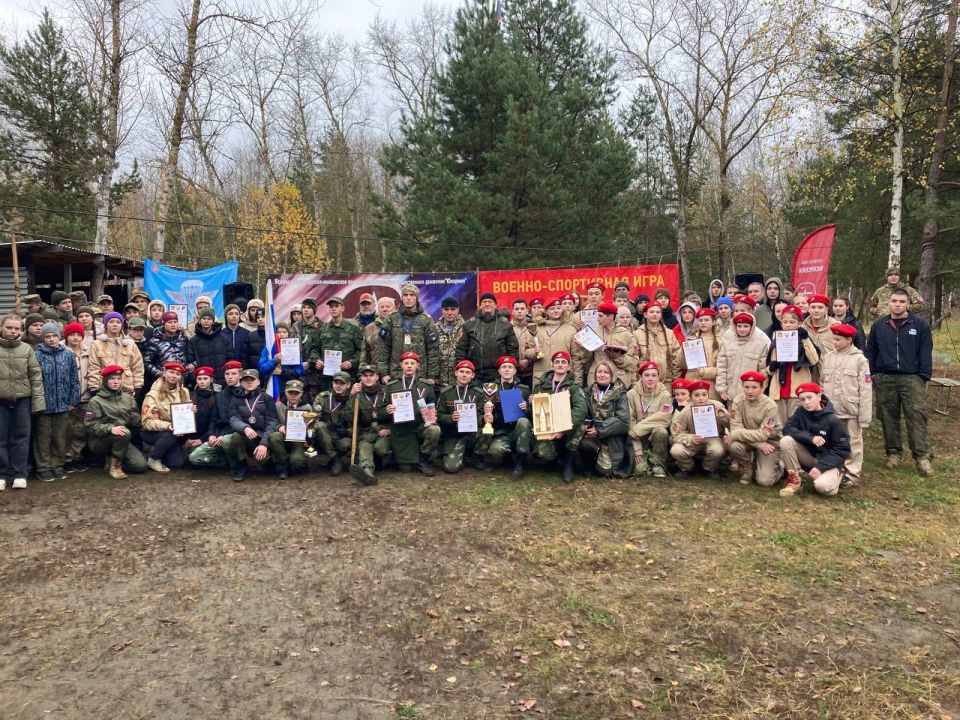 Юнармейские старты. 18.10 в Воскресенске прошла региональная военно-спортивная игра «Юнармейские старты»! Команду отряда «Седьмая высота» представляли 4 ученика нашей гимназии: