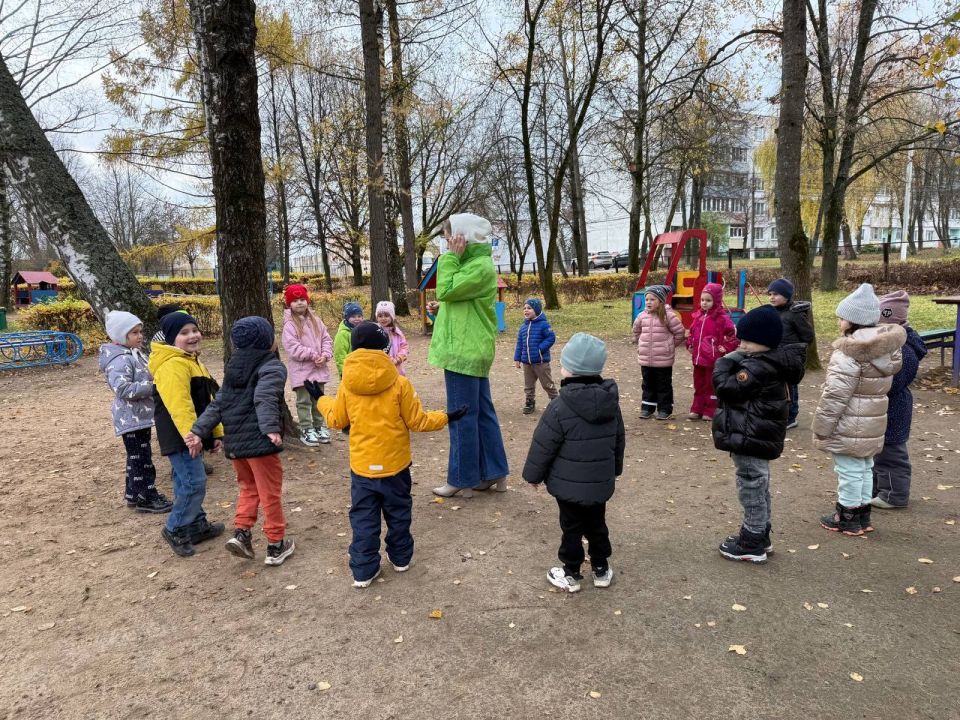 Сегодня в Парке в д.Манушкино прошли Анимационная программа "Детские игры" и Спортивный час