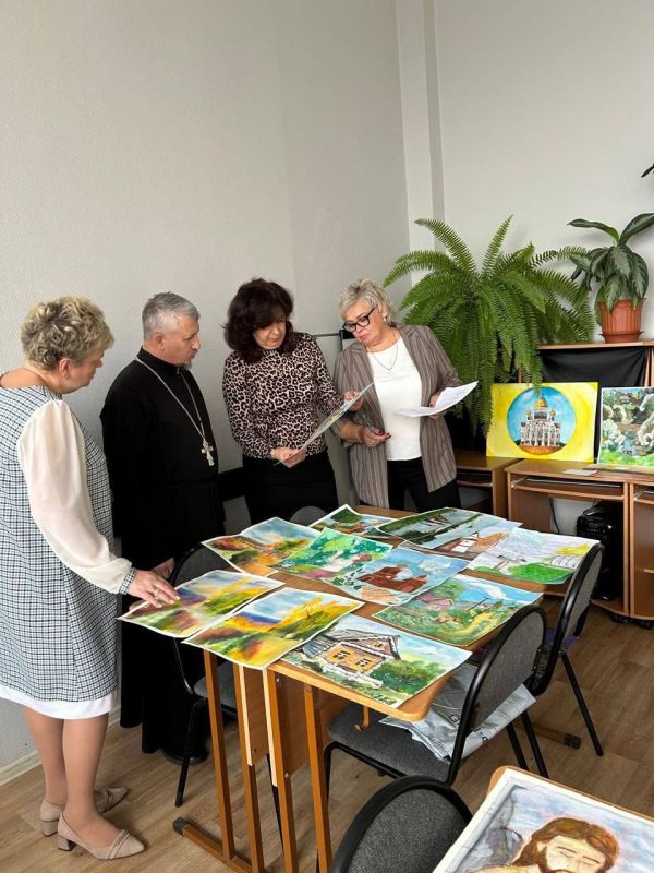 Подведены итоги муниципального конкурса детского творчества «Красота Божьего мира», который проводился в рамках Международных Рождественских образовательных чтений в образовательных учреждениях муниципального округа Чехов