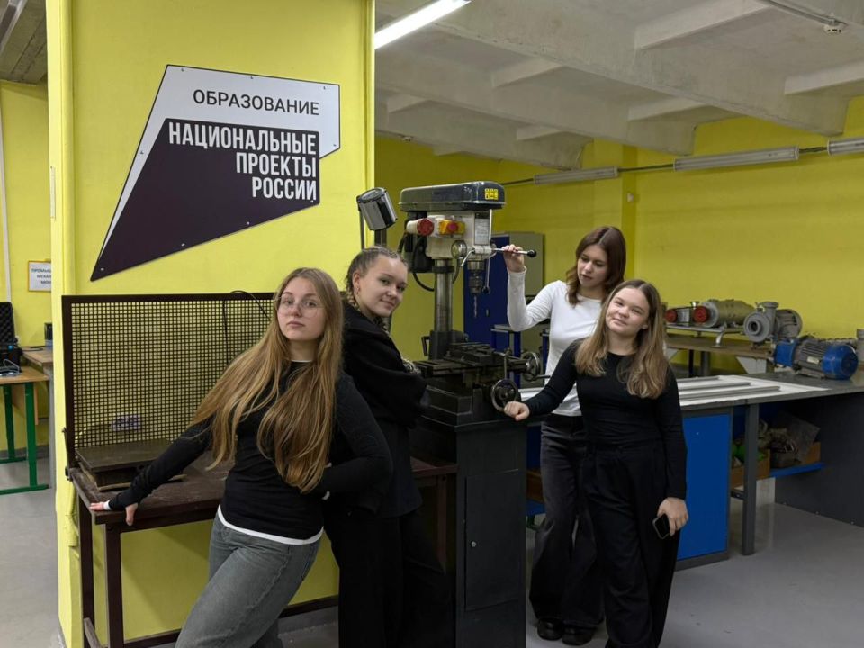 Вдохновение для будущих инженеров: девятиклассники на "Билете в будущее"!