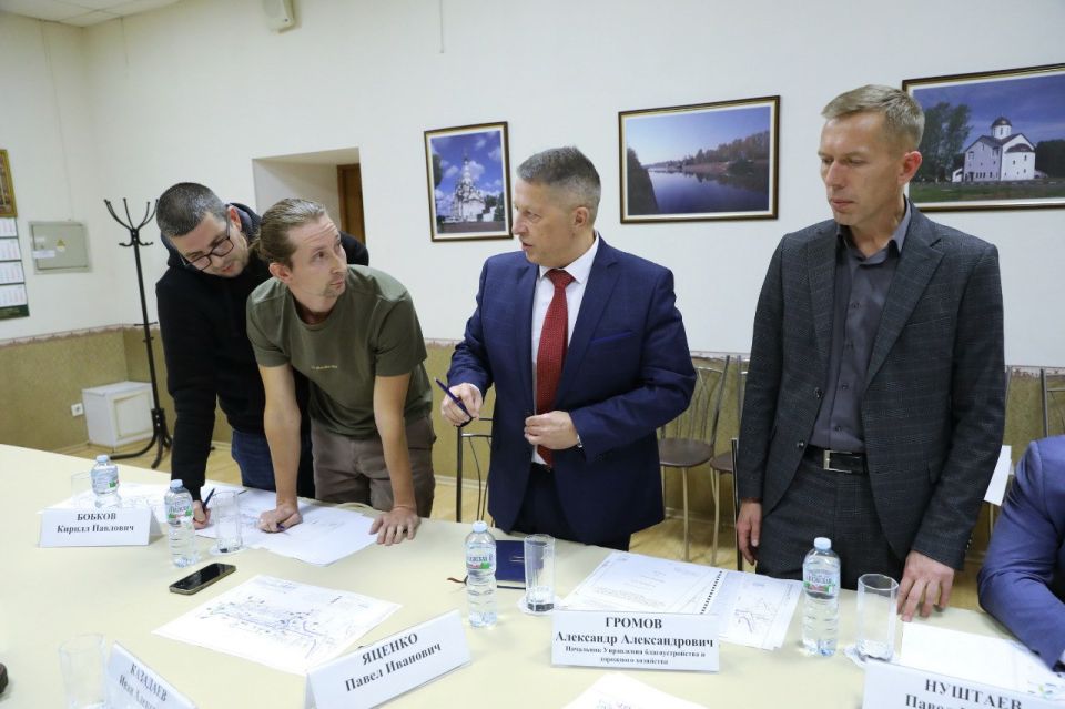 Встреча по реконструкции Лихачевского шоссе: решения приняты Встреча по реконструкции Лихачевского шоссе: решения приняты