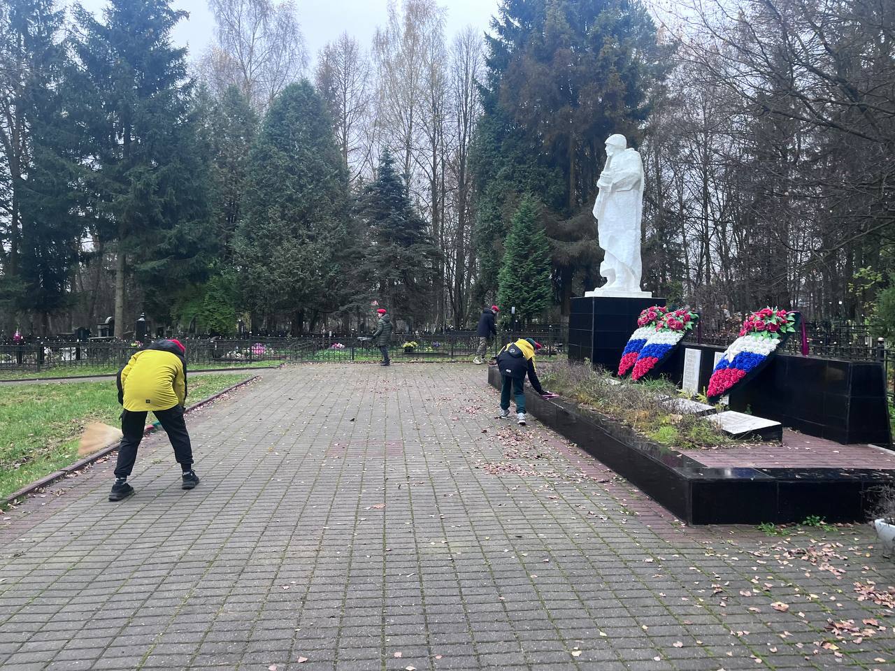 Операция «Чистый Блеск»: юнармейцы лицея №4 наводят чистоту! Операция «Чистый Блеск»: юнармейцы лицея №4 наводят чистоту!