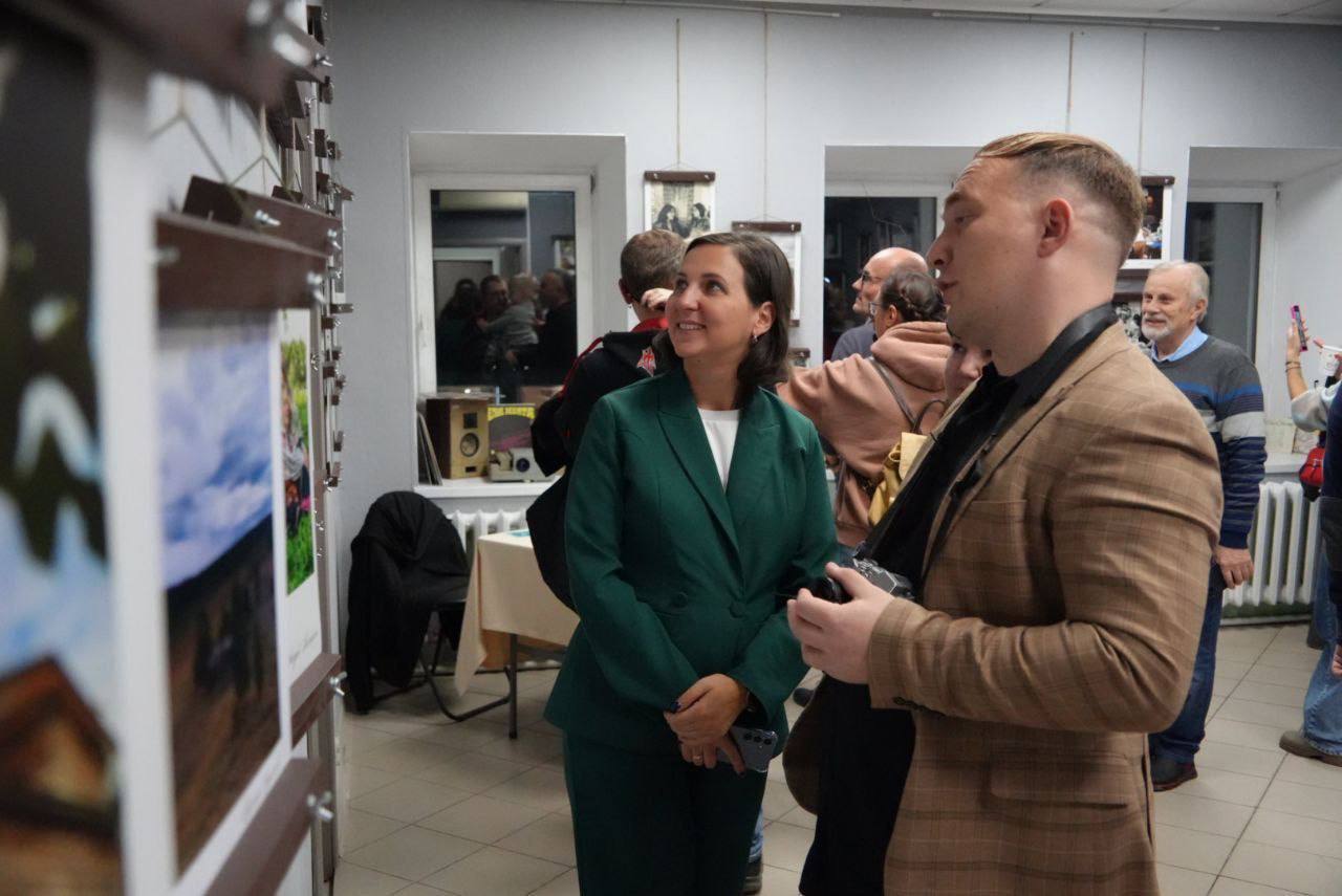 Торжественное открытие выставки «Мгновенья русской красоты» Торжественное открытие выставки «Мгновенья русской красоты»