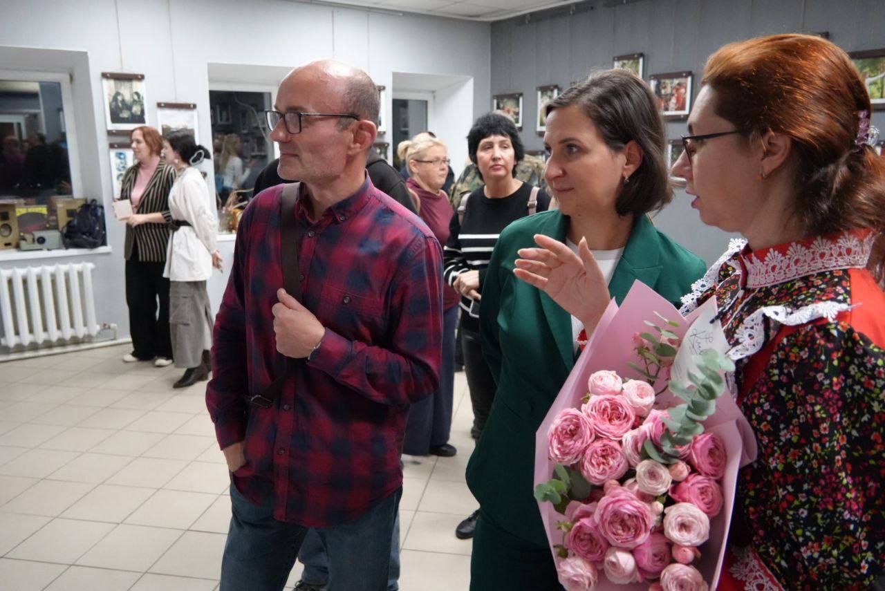 Торжественное открытие выставки «Мгновенья русской красоты» Торжественное открытие выставки «Мгновенья русской красоты»