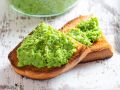 Пикантная закуска: безумие вкуса с чесночными стрелками и майонезом