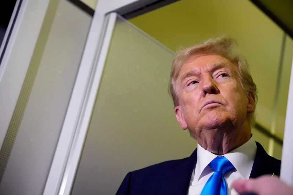 Трамп заявил, что сразу после прибытия в Малайзию подпишет мирное соглашение между Камбоджей и Таиландом и сообщил о кончине королевы Таиланда