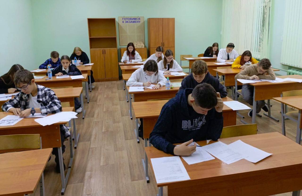 25 октября в муниципальном округе Чехов прошел муниципальный этап всероссийской олимпиады школьников по русскому языку 25 октября в муниципальном округе Чехов прошел муниципальный этап всероссийской олимпиады школьников по русскому языку