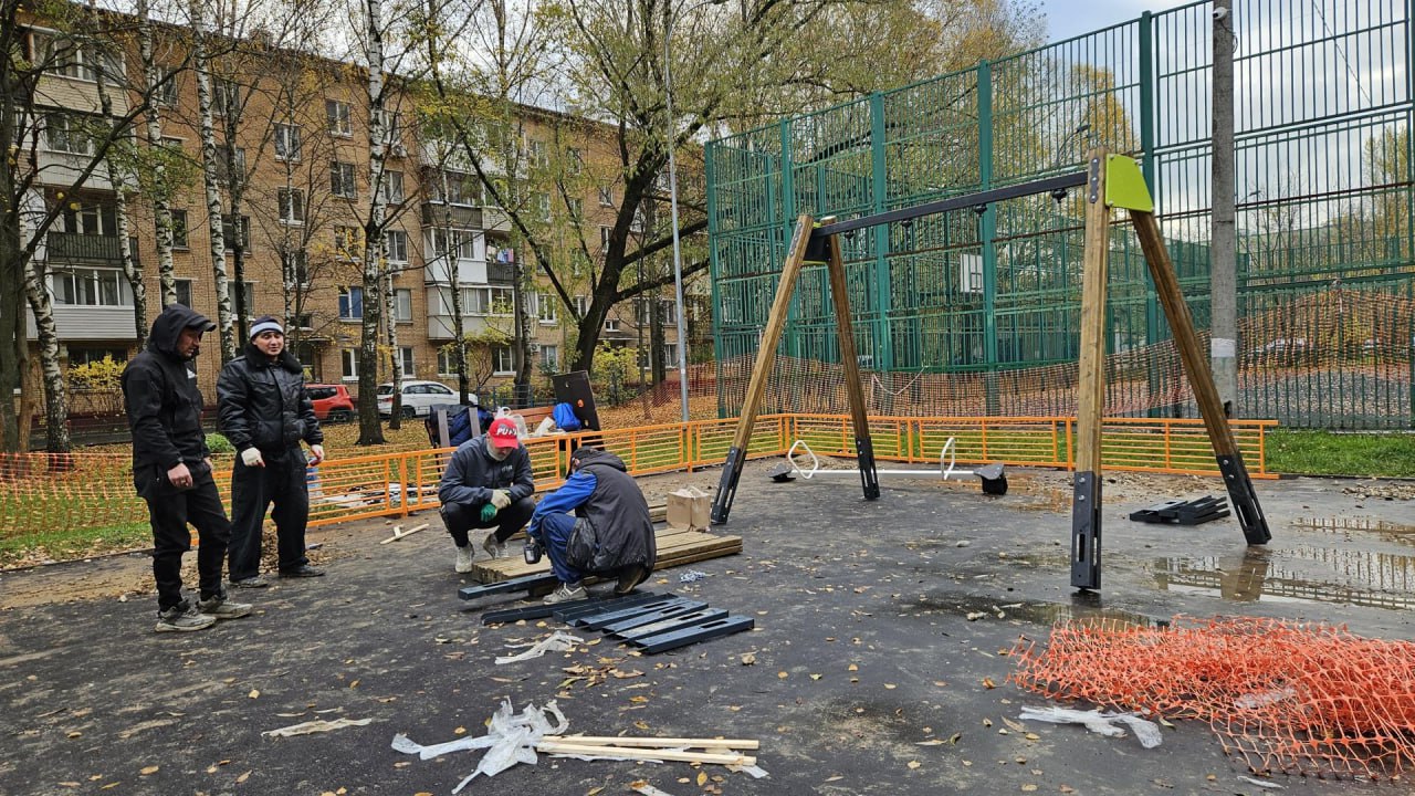 В Долгопрудном завершается ремонт дворов на Лихачёвском шоссе, 12 и 14 В Долгопрудном завершается ремонт дворов на Лихачёвском шоссе, 12 и 14