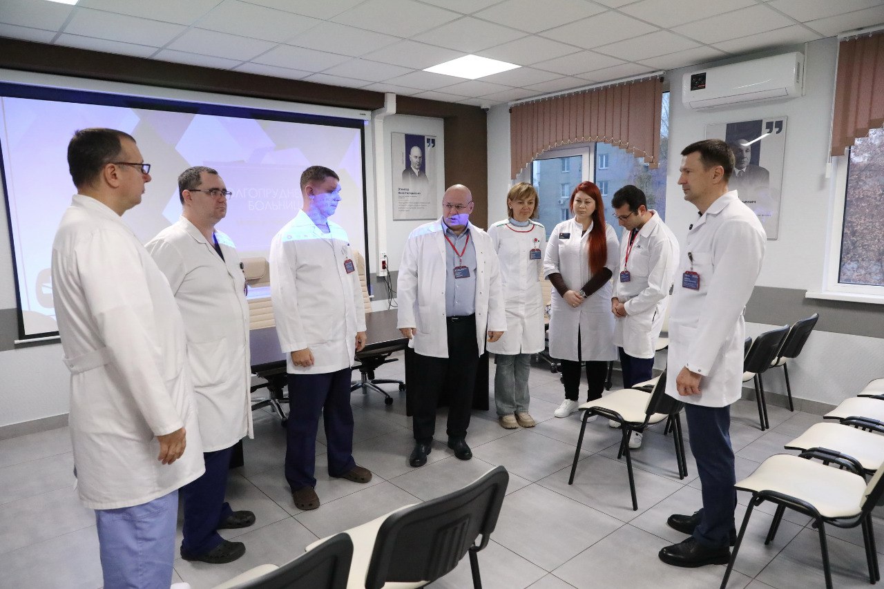 Долгопрудненскую больницу посетил министр здравоохранения Московской области Максим Забелин Долгопрудненскую больницу посетил министр здравоохранения Московской области Максим Забелин