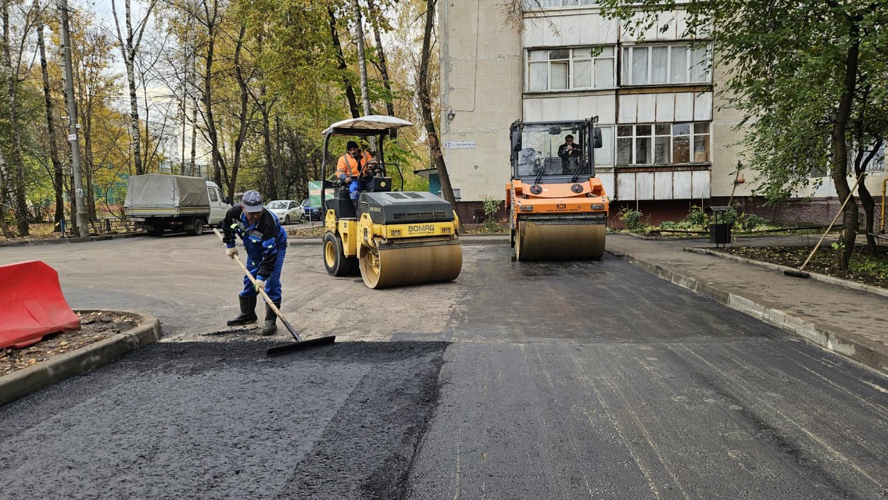 В Долгопрудном завершается ремонт дворов на Лихачёвском шоссе, 12 и 14 В Долгопрудном завершается ремонт дворов на Лихачёвском шоссе, 12 и 14