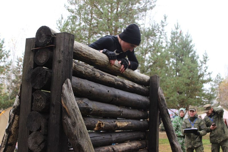 На учебном полигоне ВПЦ "Воин" прошли традиционные военно-спортивные игры "Юнармейские старты" На учебном полигоне ВПЦ "Воин" прошли традиционные военно-спортивные игры "Юнармейские старты"