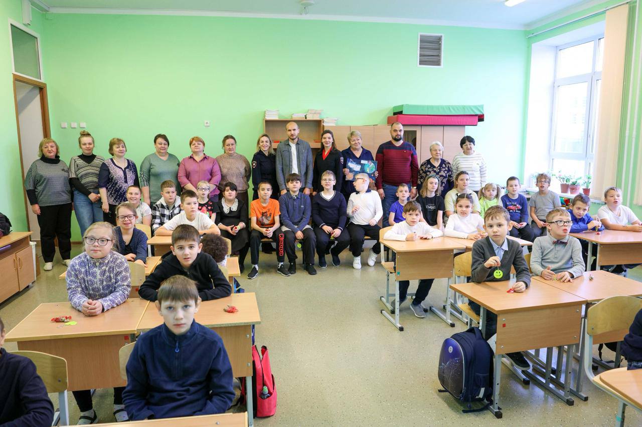 Госавтоинспекция и «Подольский троллейбус» провели познавательное мероприятие для школьников с ОВЗ