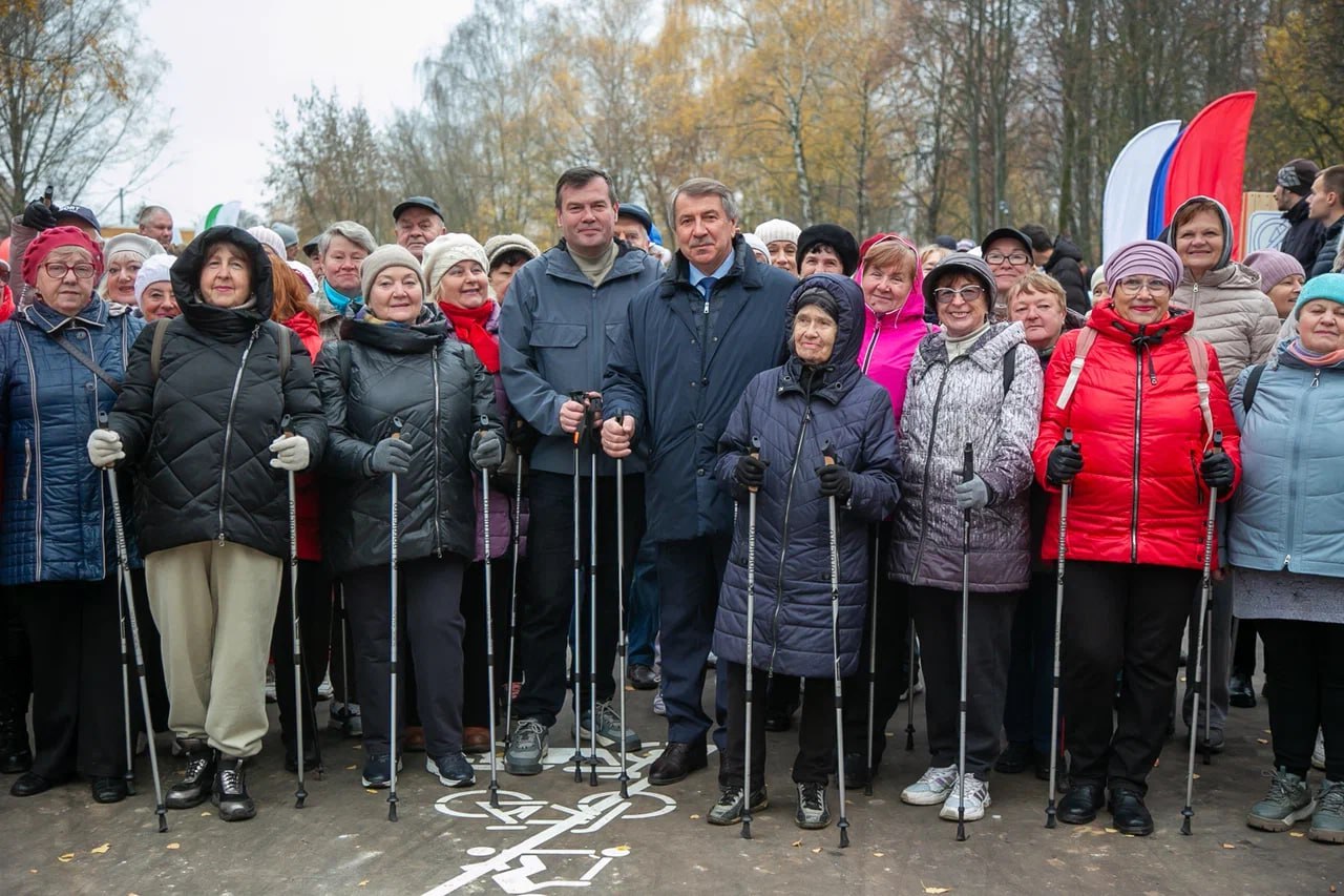 В обновленном парке 50-летия Октября в Коломне прошел большой семейный праздник В обновленном парке 50-летия Октября в Коломне прошел большой семейный праздник