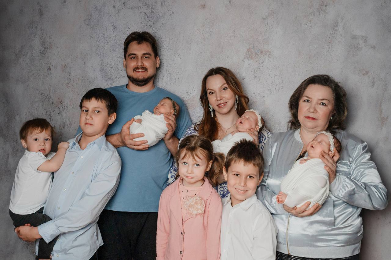 Многодетные семьи Подмосковья получили уже 600 млн поддержки