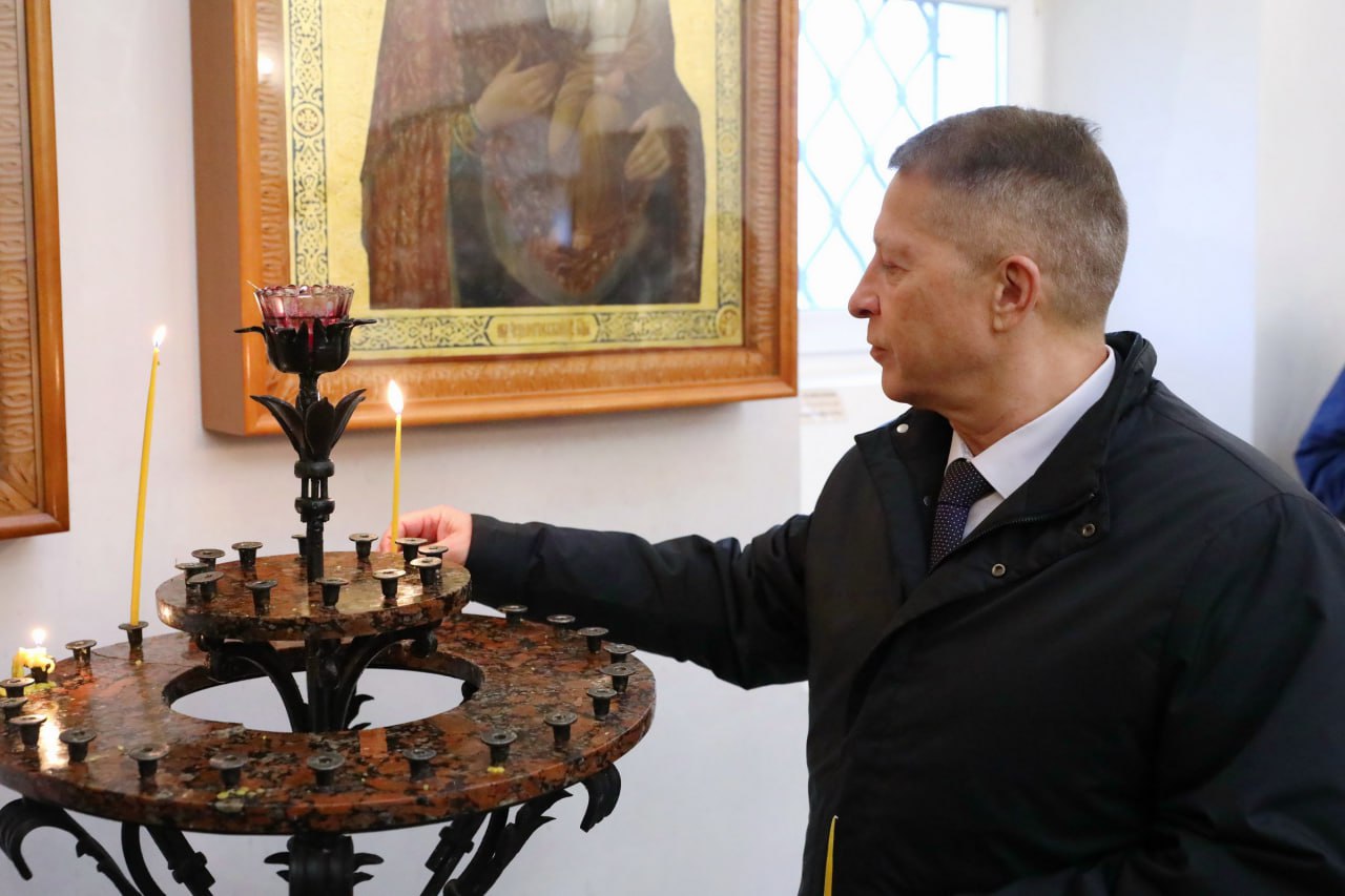 Епископ Сергиево-Посадский и Дмитровский Кирилл поздравил верующих Долгопрудного с праздником иконы «Спорительница хлебов» Епископ Сергиево-Посадский и Дмитровский Кирилл поздравил верующих Долгопрудного с праздником иконы «Спорительница хлебов»