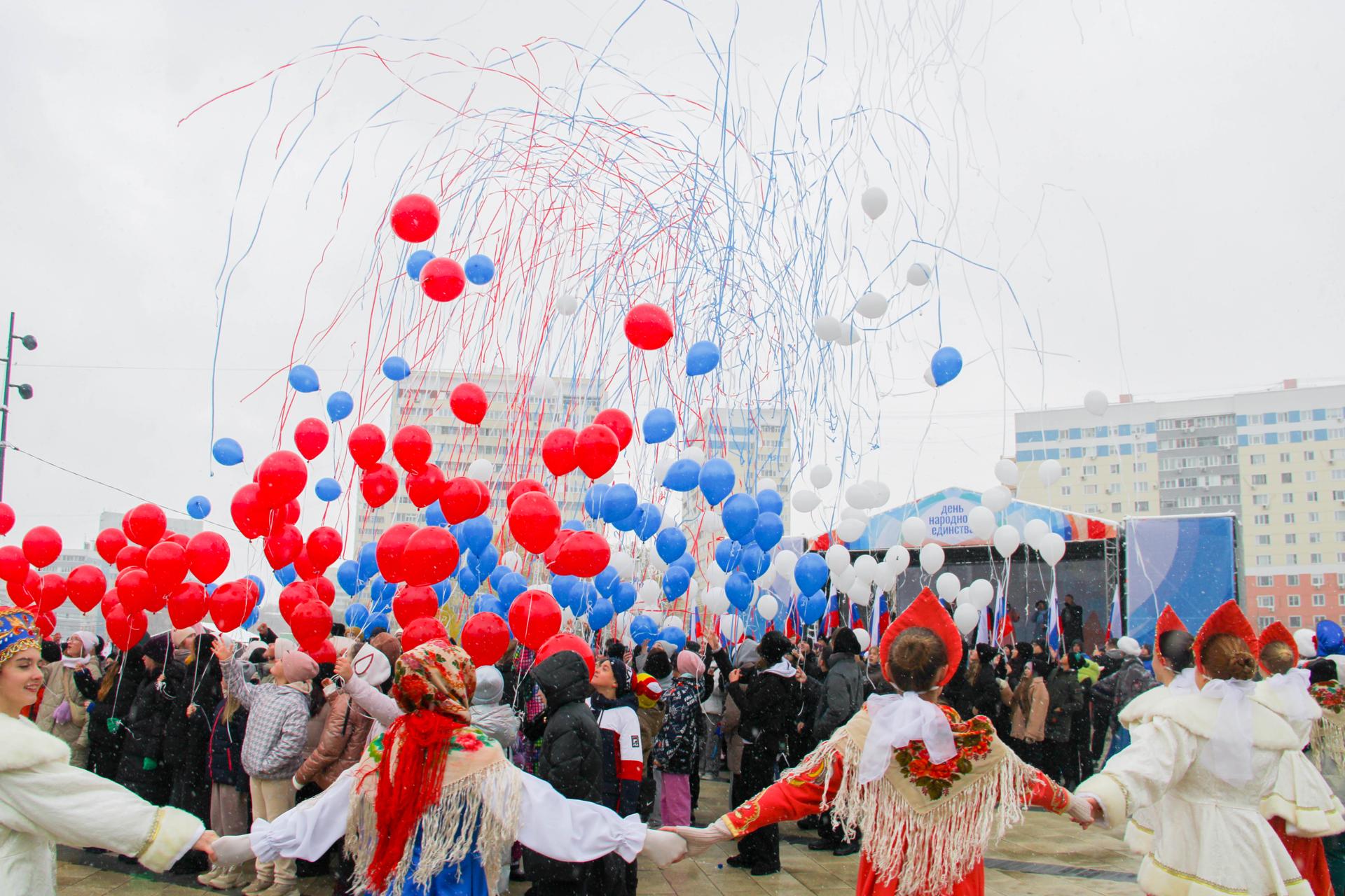 С 1 по 9 ноября 2025 года в Ленинском округе проведем программу мероприятий, посвященных Дню народного единства