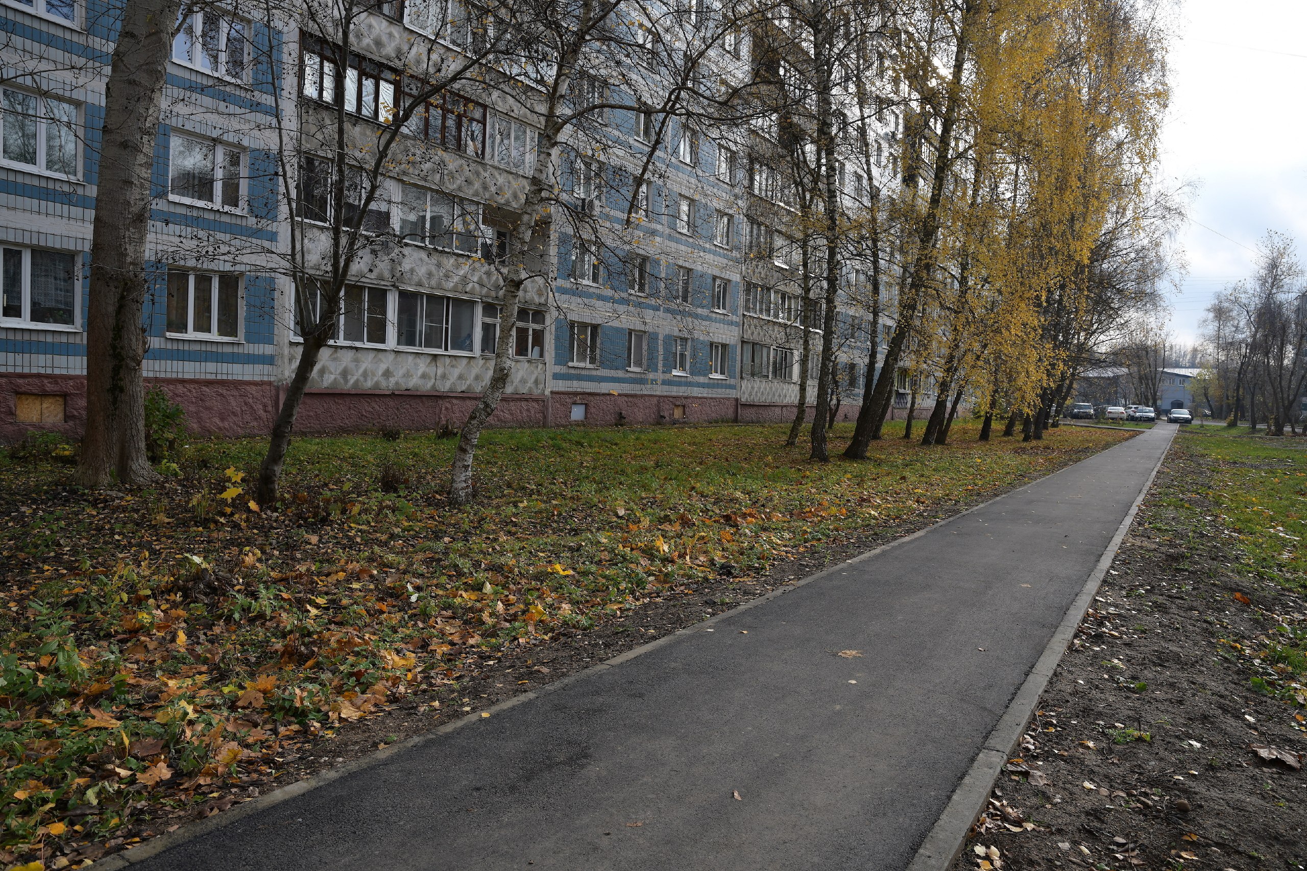 В Дмитрове завершены масштабные работы по комплексному благоустройству дворовых территорий на улице Космонавтов В Дмитрове завершены масштабные работы по комплексному благоустройству дворовых территорий на улице Космонавтов