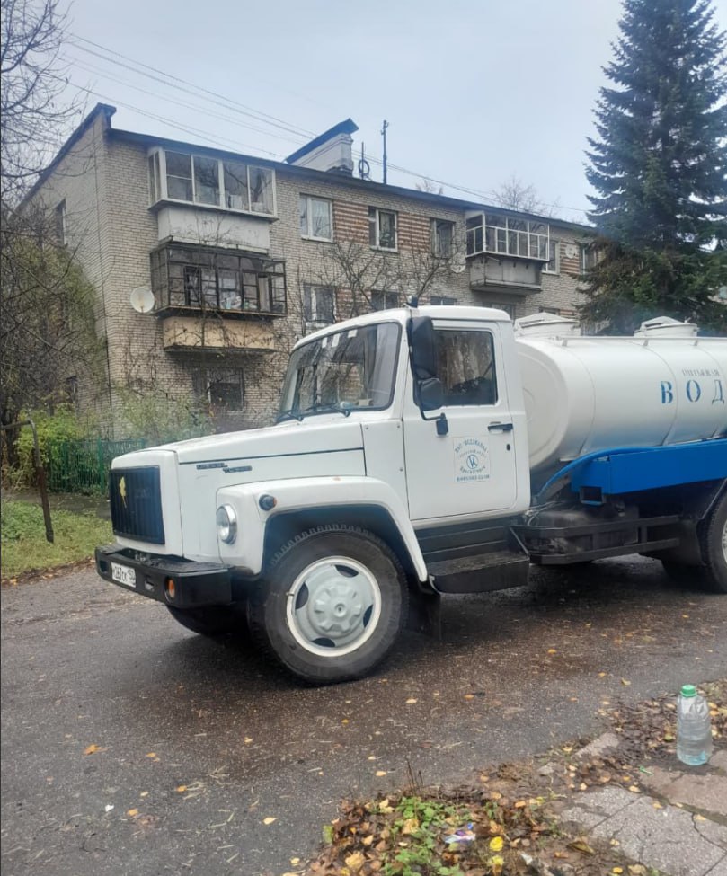 Уважаемые красногорцы. В посёлке Опалиха ведутся работы по восстановлению системы холодного водоснабжения по адресам: улица Мира, дом 10; улица Есенинская; Рыночный переулок и переулок Опалиха