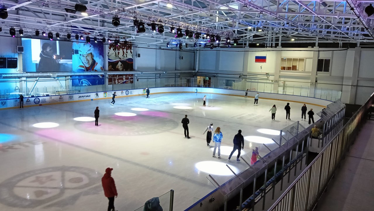 Где в Домодедово можно покататься на коньках? Где в Домодедово можно покататься на коньках?